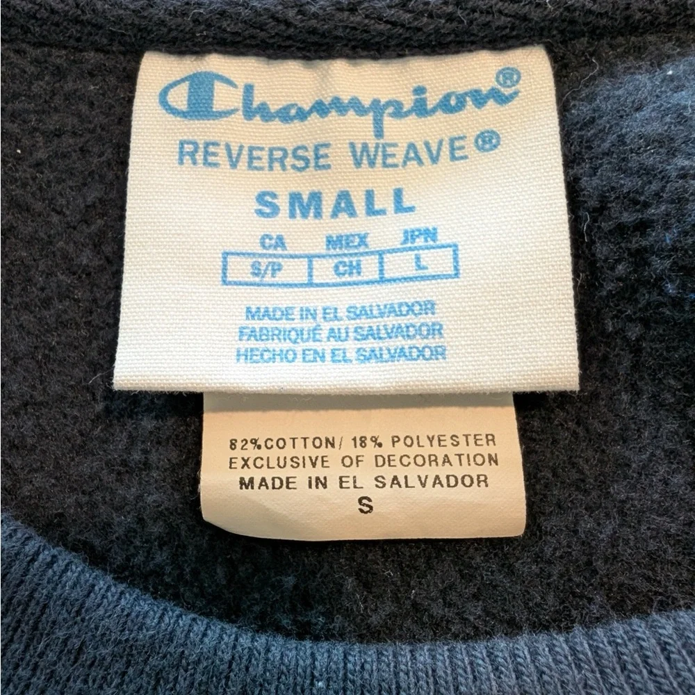 Vintage Champion Reverse Weave UCONN Crewneck Blue Size Small